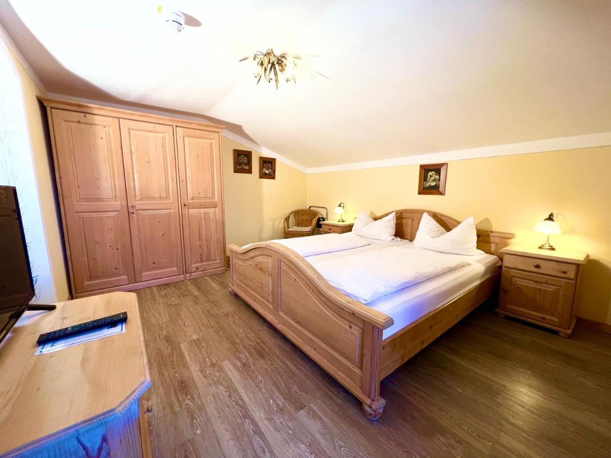 Hotel Baerenstueberl เชอเนา อัม เคอนิกเซ ภายนอก รูปภาพ